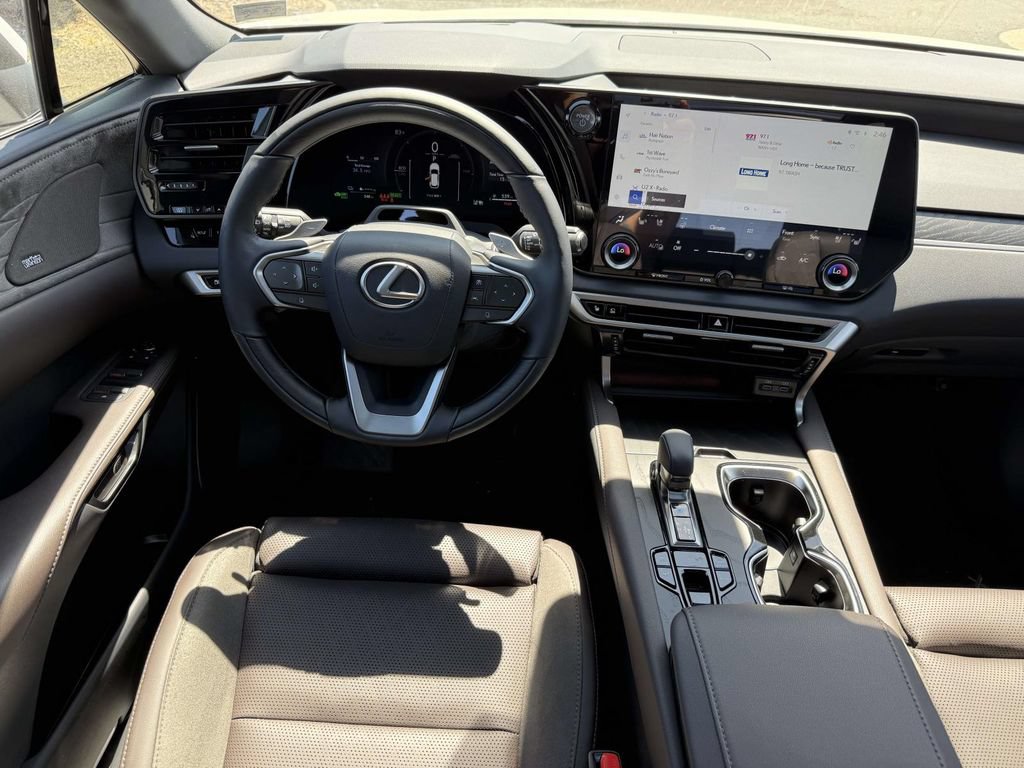 New 2026 Lexus RX 450h AWD image 8