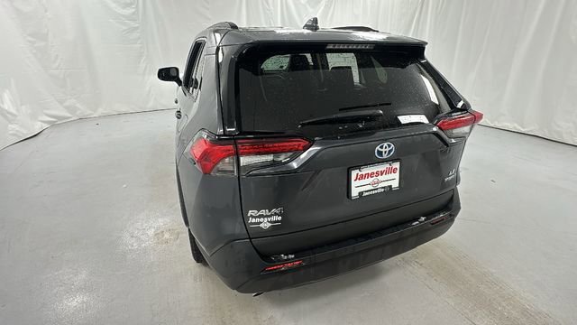 Used 2024 Toyota RAV4 LE image 5