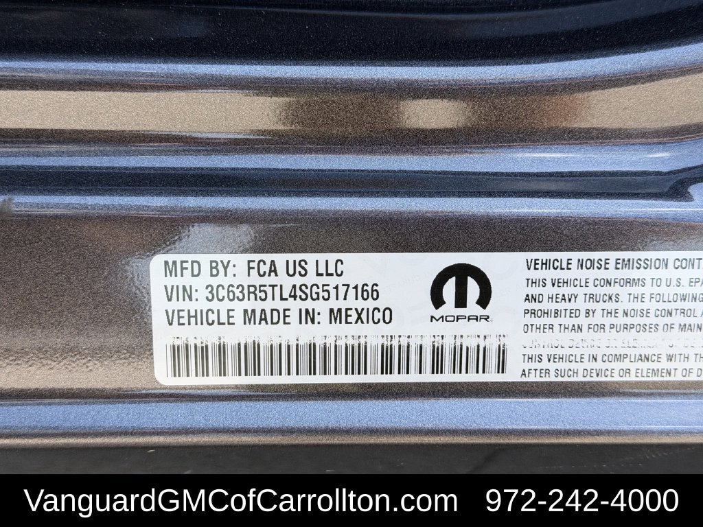Used 2025 RAM 2500 Limited AWD/4WD image 38