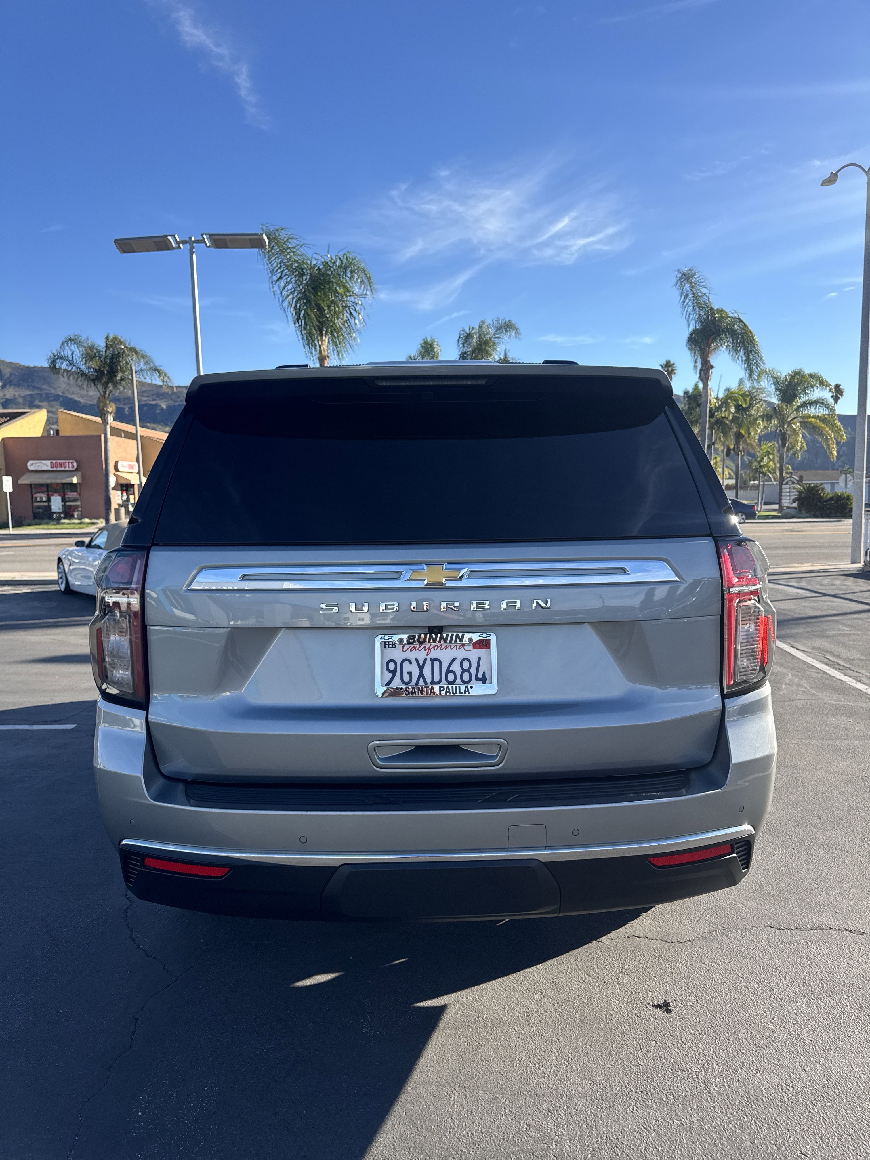 Used 2023 Chevrolet Suburban LS image 4