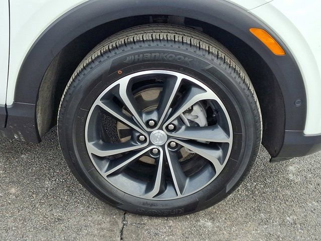 Used 2020 Buick Encore GX Essence w/ Advanced Technology Package image 7