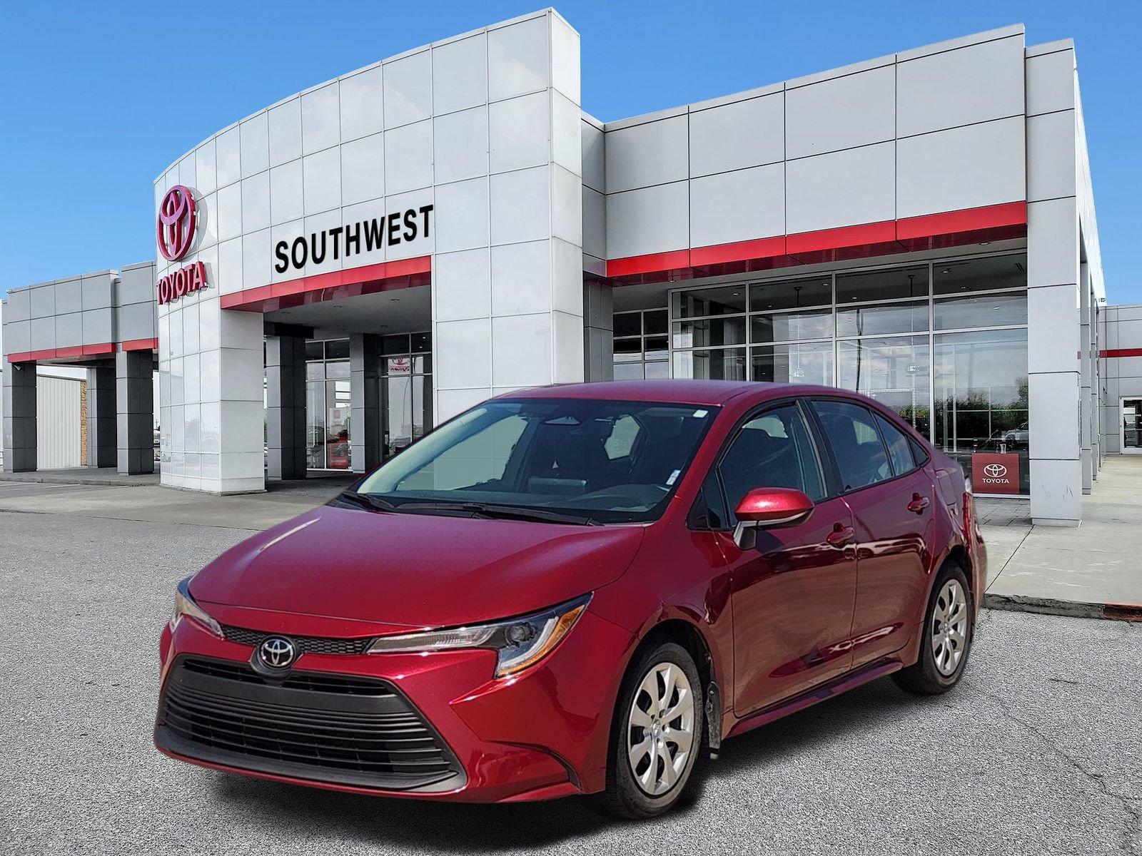 Used 2024 Toyota Corolla LE FWD image 2