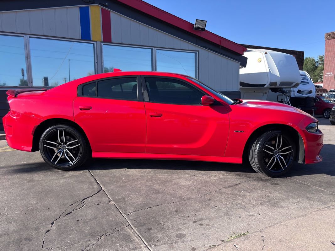 Used 2019 Dodge Charger R/T image 12