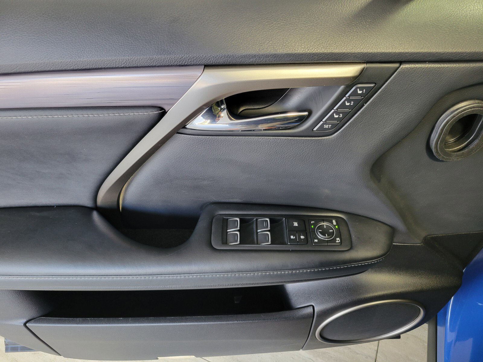 Used 2022 Lexus RX 350 F Sport w/ Accessory Package image 20