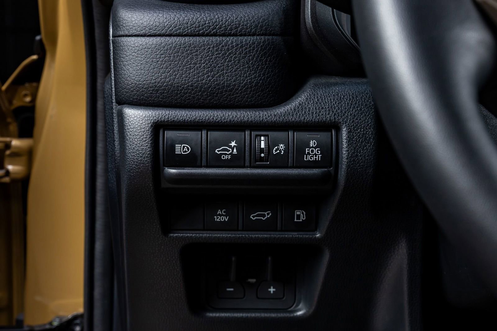 Used 2025 Toyota Land Cruiser w/ Premium Package image 21