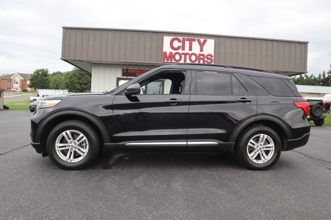 Used 2020 Ford Explorer XLT AWD/4WD image 14