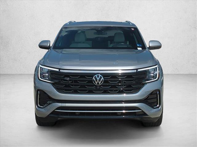 Used 2024 Volkswagen Atlas Cross Sport SEL Premium R-Line AWD/4WD image 2
