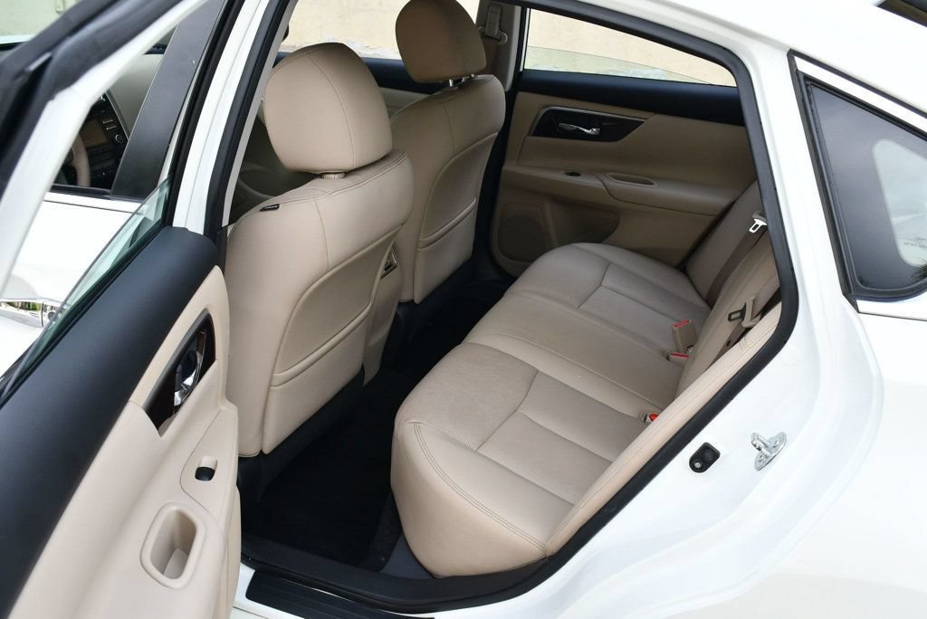 Used 2015 Nissan Altima 2.5 SL w/ Moonroof Package FWD image 44