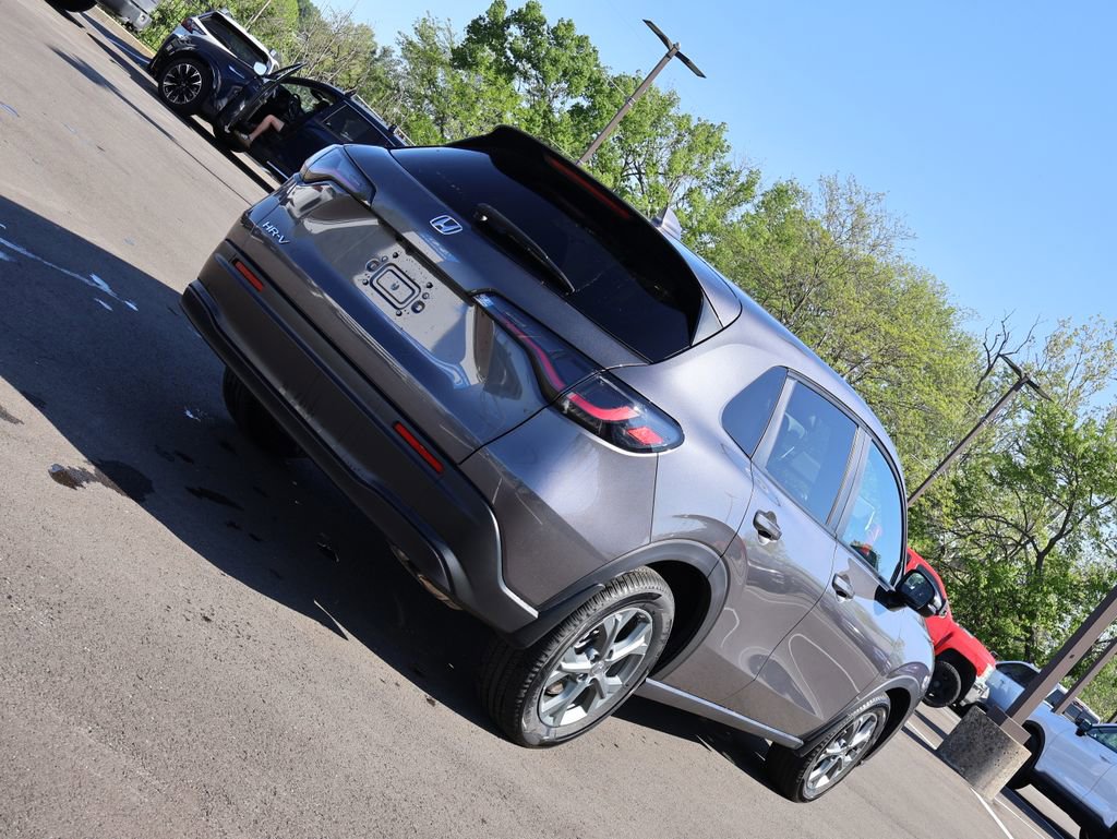 Used 2026 Honda HR-V LX image 7