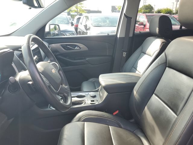 Certified 2021 Chevrolet Traverse LT w/ LT Premium Package AWD/4WD image 18