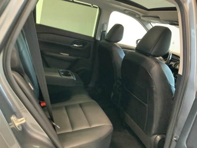 Used 2023 Nissan Rogue SV w/ SV Premium B Package image 36