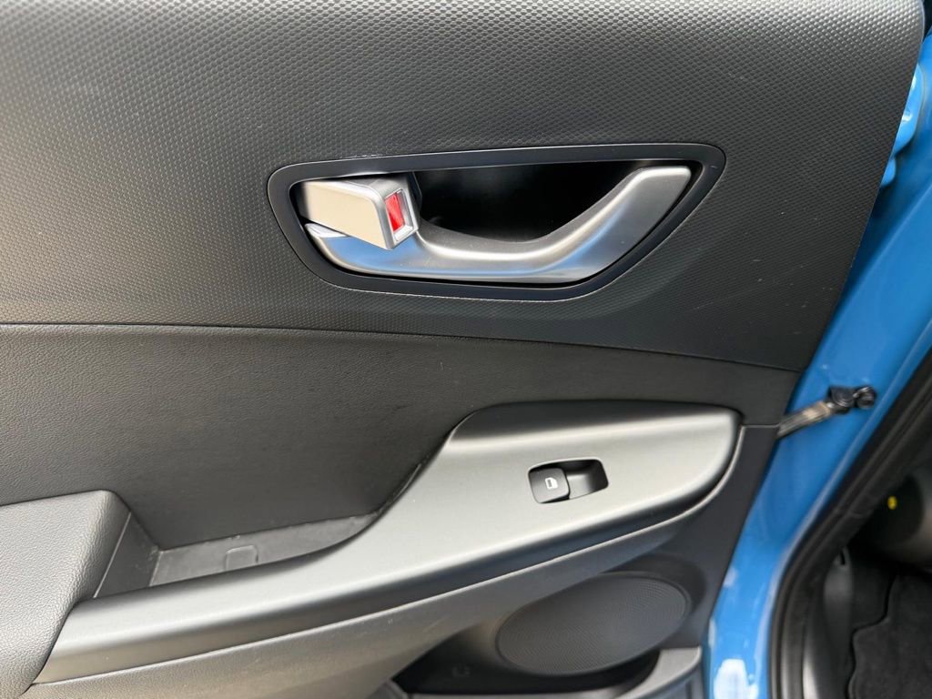 Certified 2023 Hyundai Kona Limited image 17