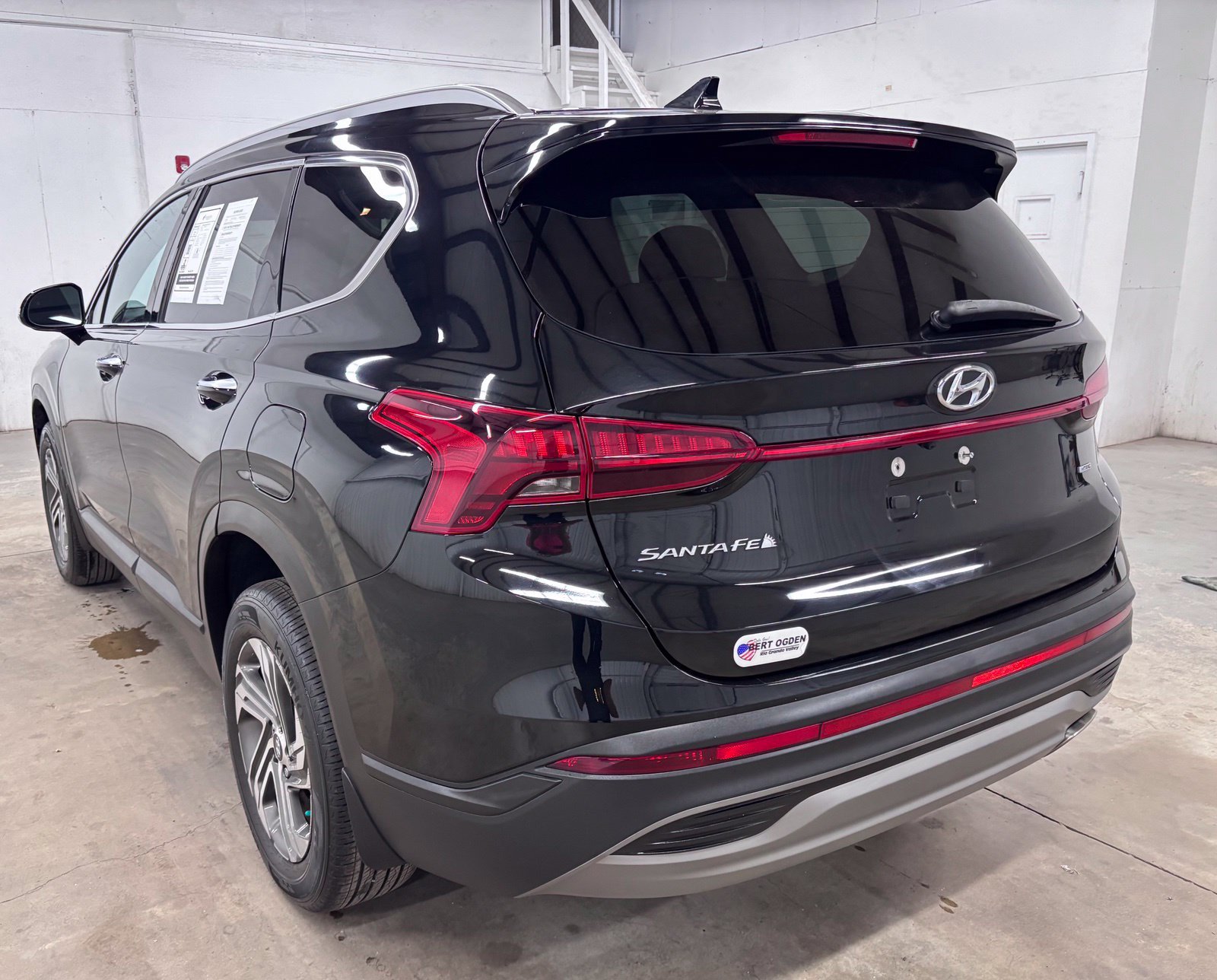 Used 2023 Hyundai Santa Fe SEL w/ Cargo Package AWD/4WD image 4