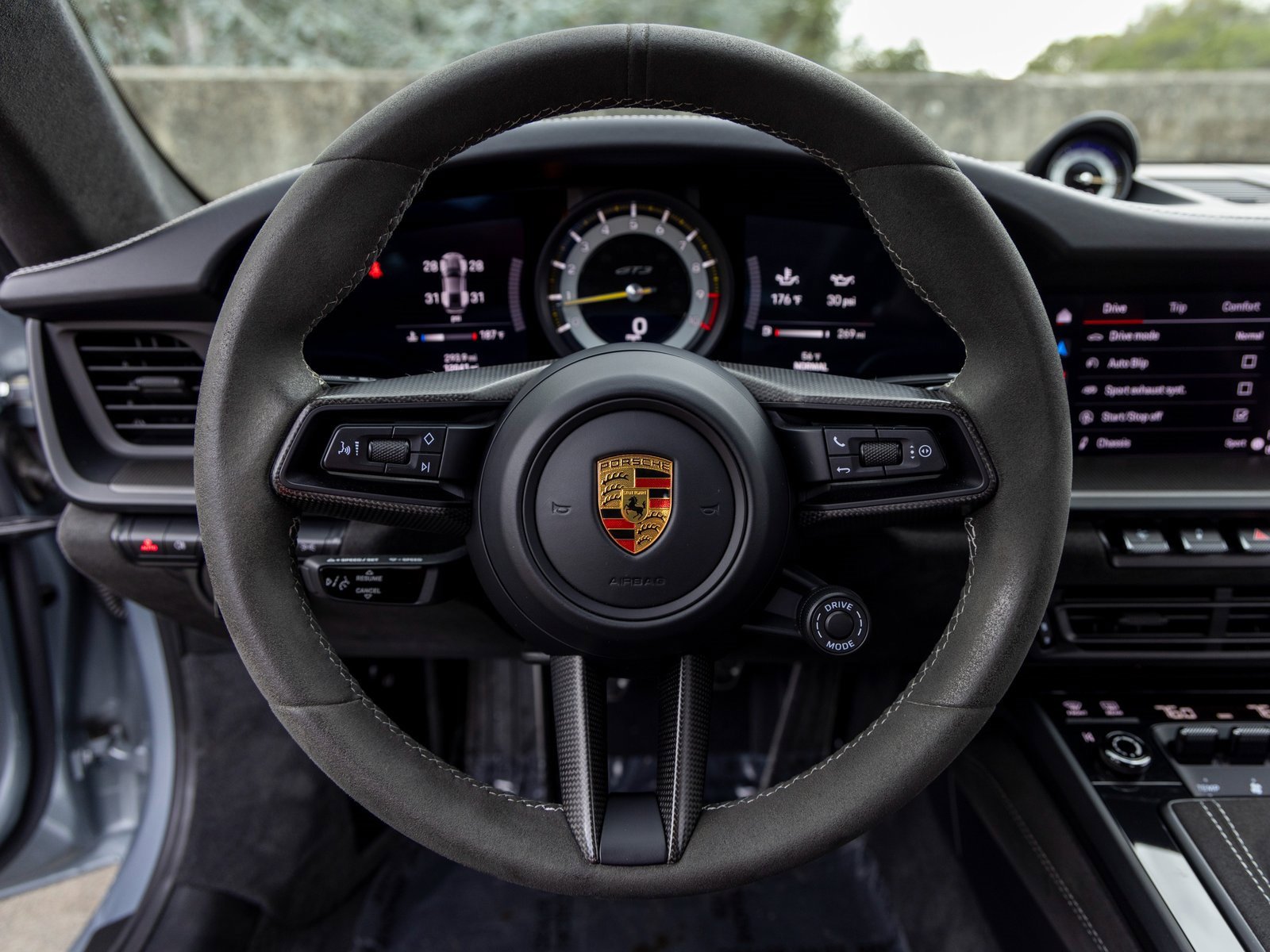 Used 2022 Porsche 911 GT3 image 34