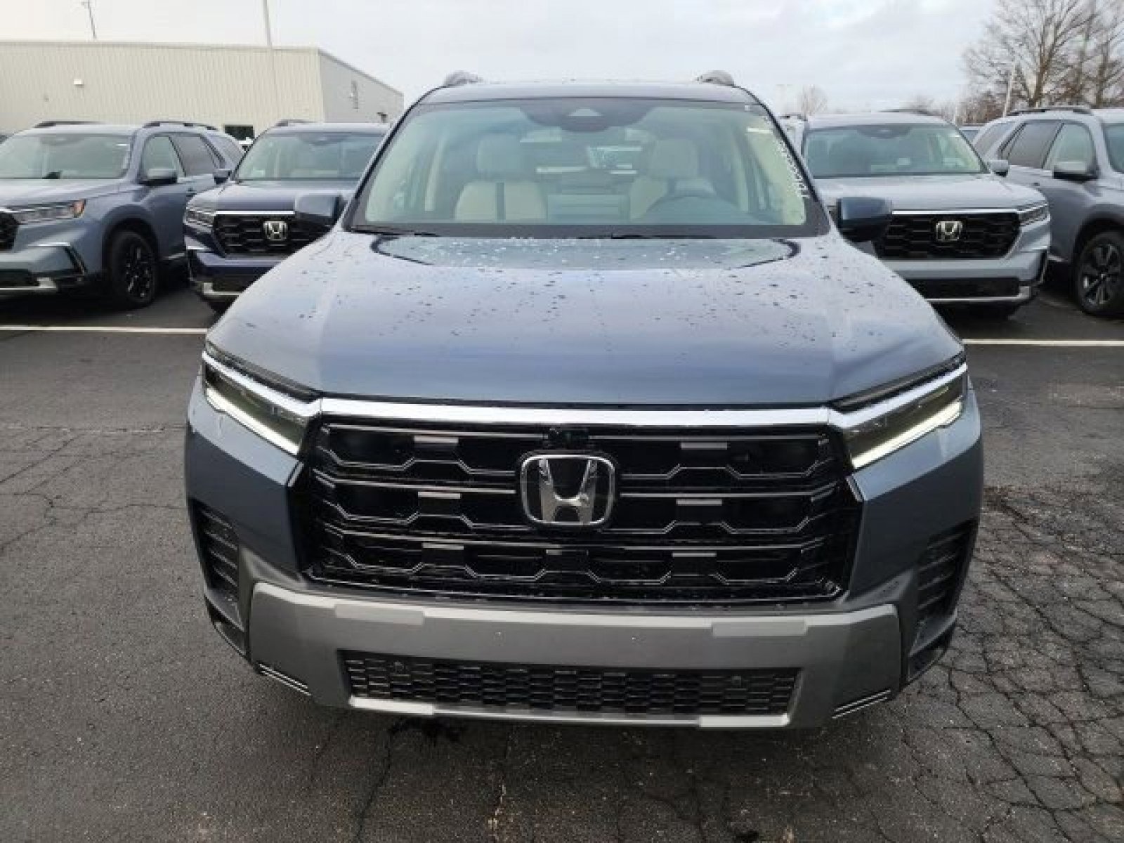 New 2026 Honda Pilot image 2