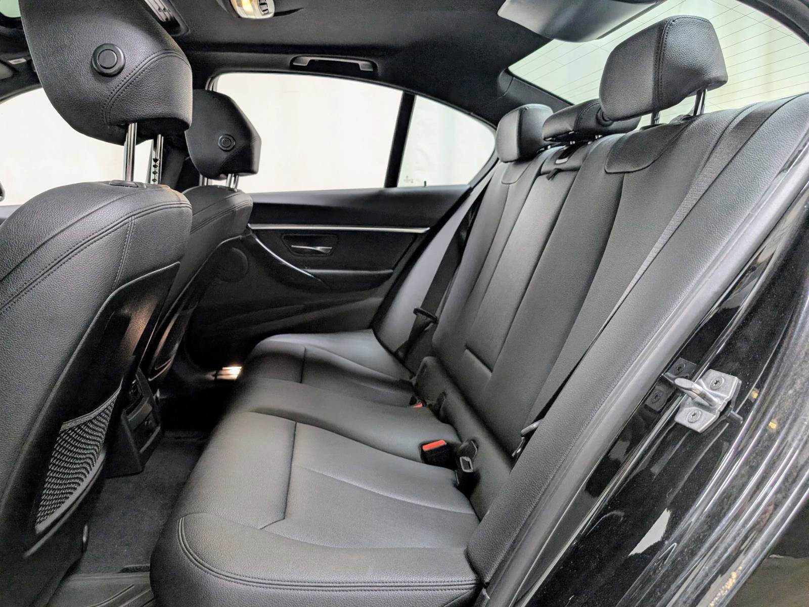 Used 2017 BMW 330e RWD image 17