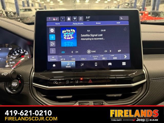 New 2026 Jeep Compass Latitude image 13