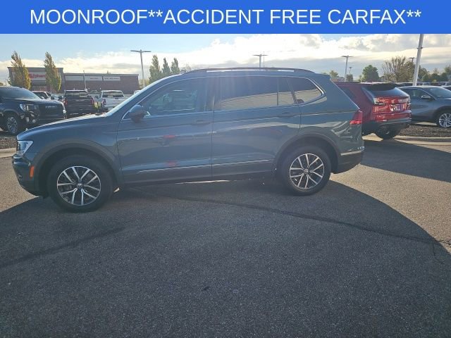 Used 2020 Volkswagen Tiguan SE w/ Panoramic Sunroof Package image 12