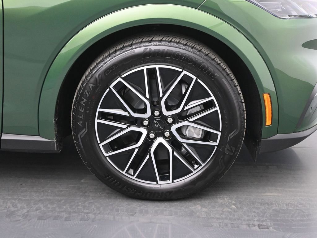 Used 2025 Ford Mustang Mach-E Premium image 22