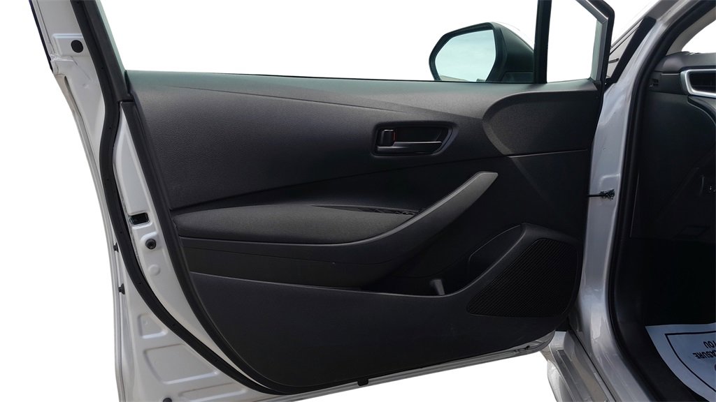 Used 2023 Toyota Corolla LE image 15