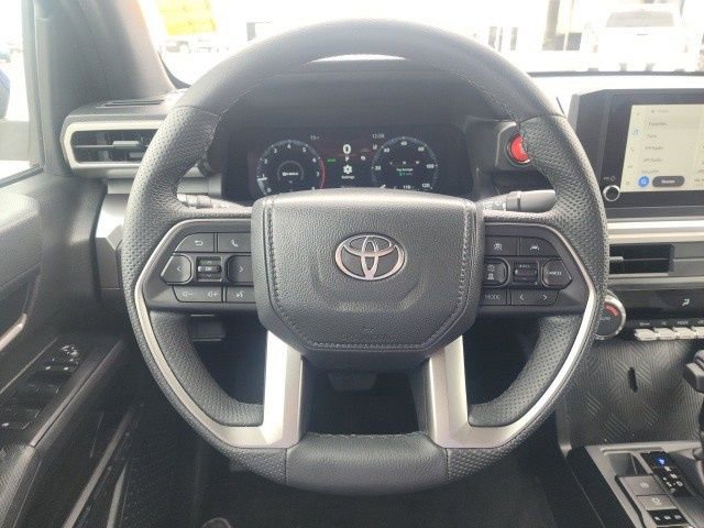 Used 2025 Toyota Tacoma TRD Off-Road image 68