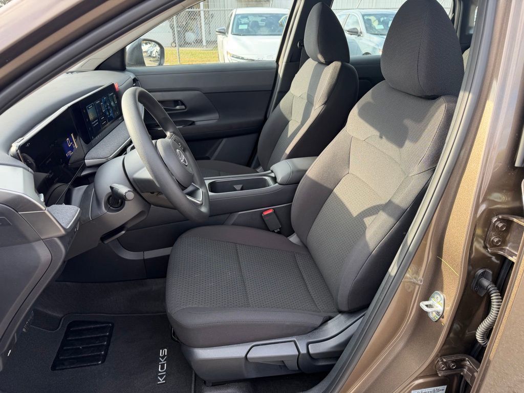 New 2026 Nissan Kicks S image 11