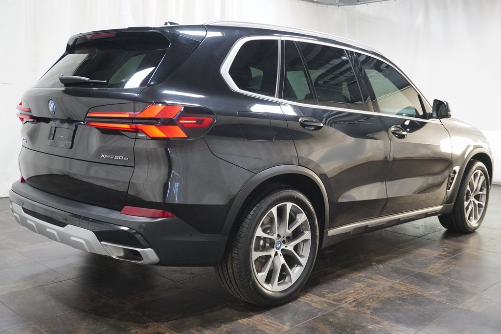 Certified 2024 BMW X5 xDrive50e w/ Premium Package image 4