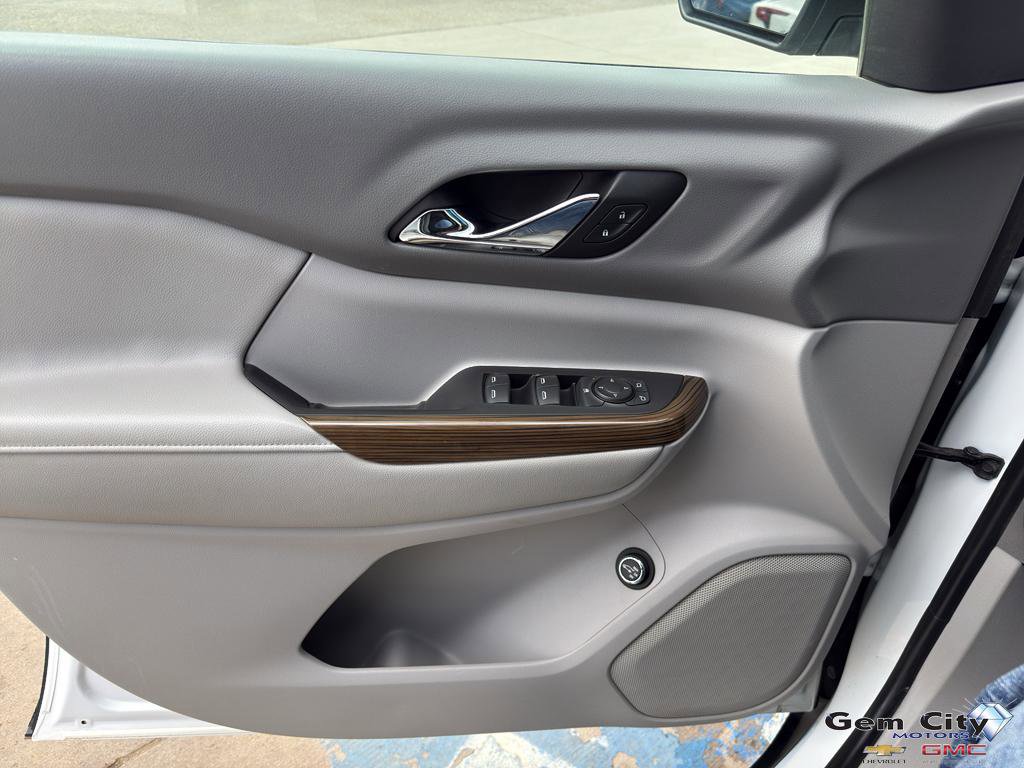 Used 2018 GMC Acadia SLE AWD/4WD image 27