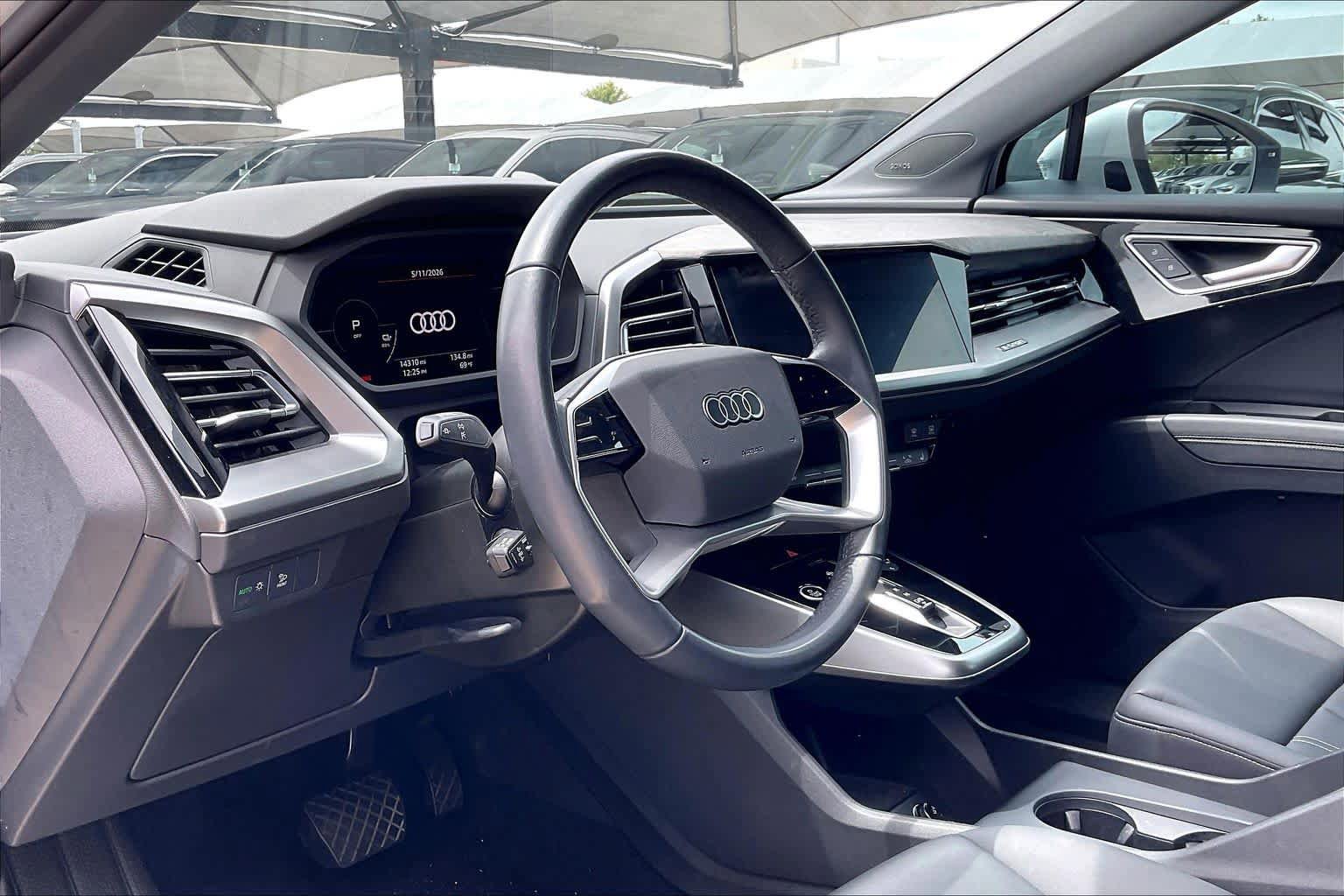 Used 2024 Audi Q4 e-tron Prestige AWD/4WD image 18