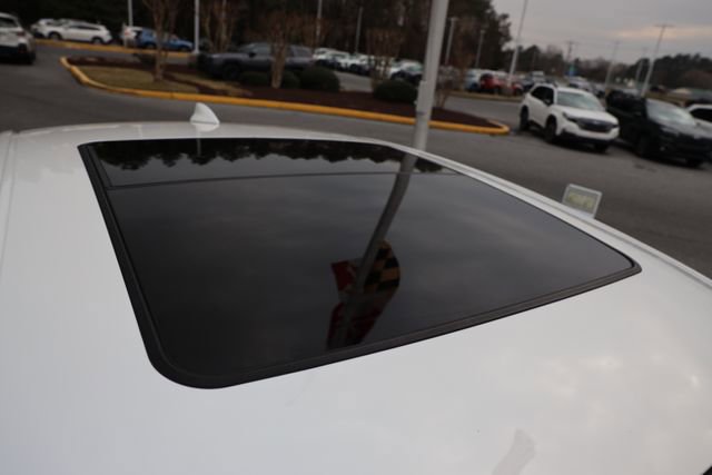 Used 2016 Chevrolet Impala LTZ w/ Enhanced Convenience Package image 9