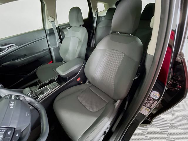 Used 2026 Kia Sportage LX w/ LX Convenience Package image 21