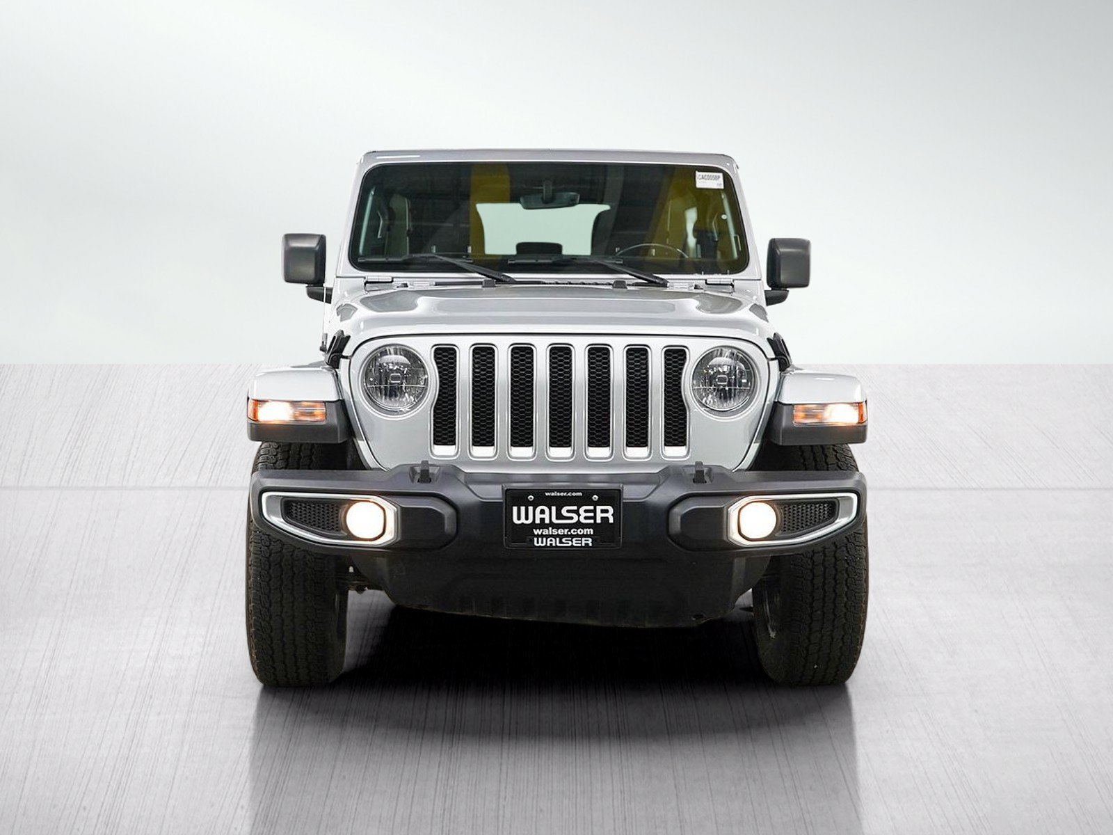 Used 2023 Jeep Wrangler Unlimited Sahara w/ Cold Weather Group AWD/4WD image 8