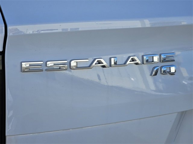 New 2025 Cadillac Escalade IQ Luxury 2 image 16
