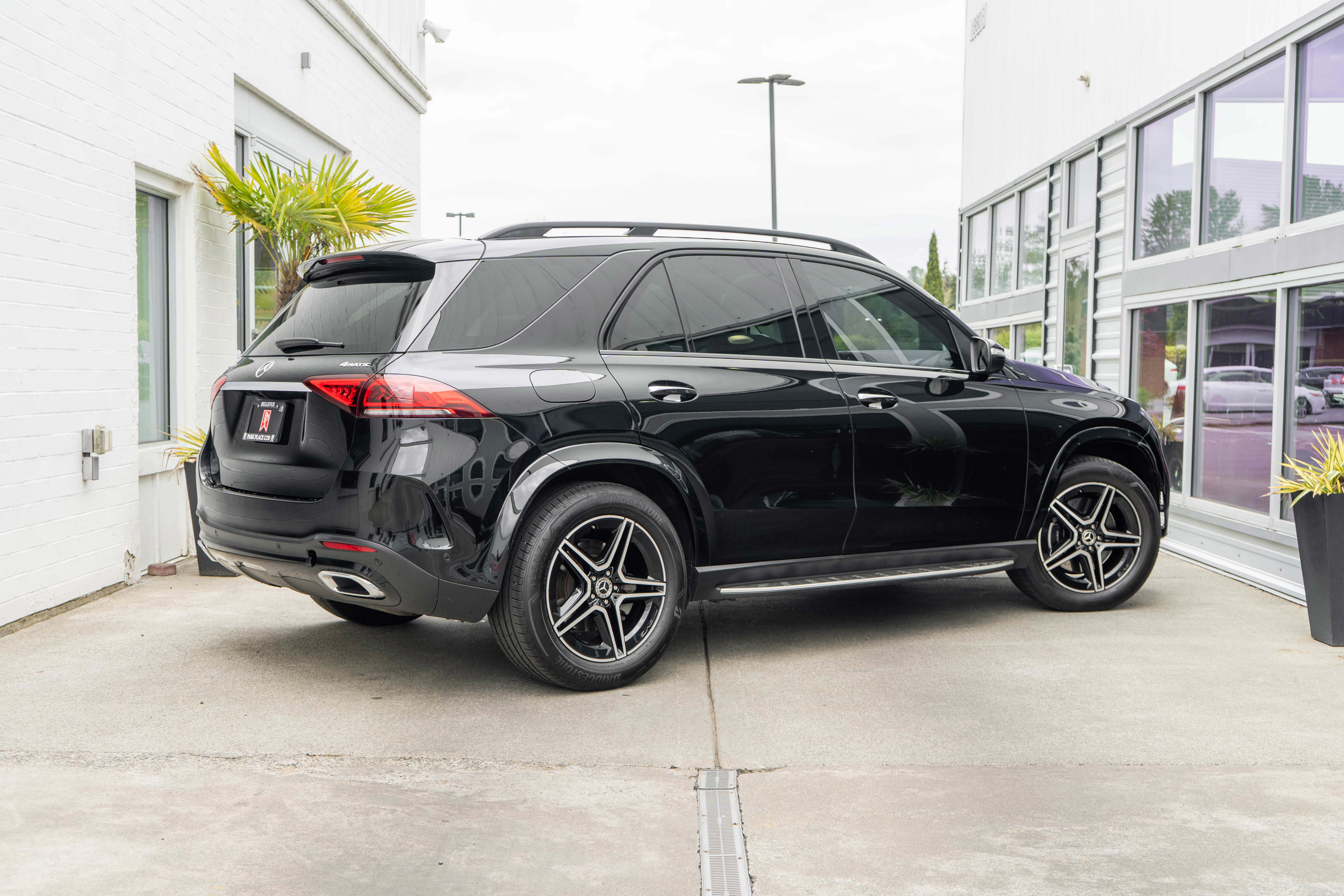 Used 2020 Mercedes-Benz GLE 350 4MATIC image 7