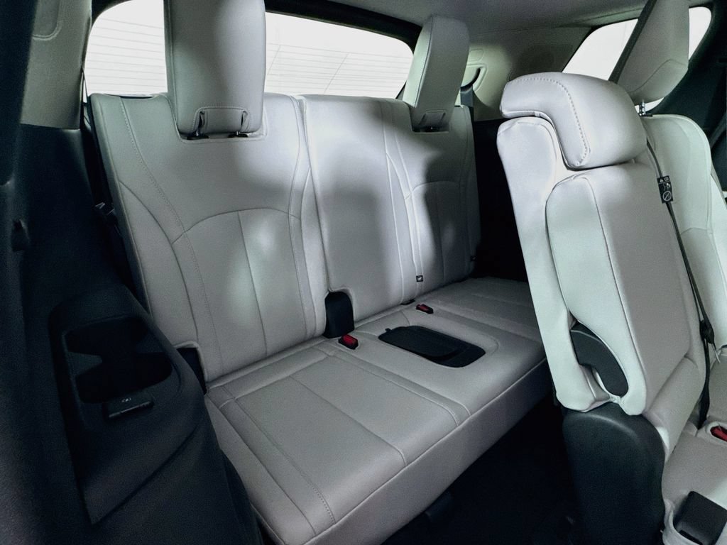 Certified 2026 INFINITI QX60 Pure AWD/4WD image 38