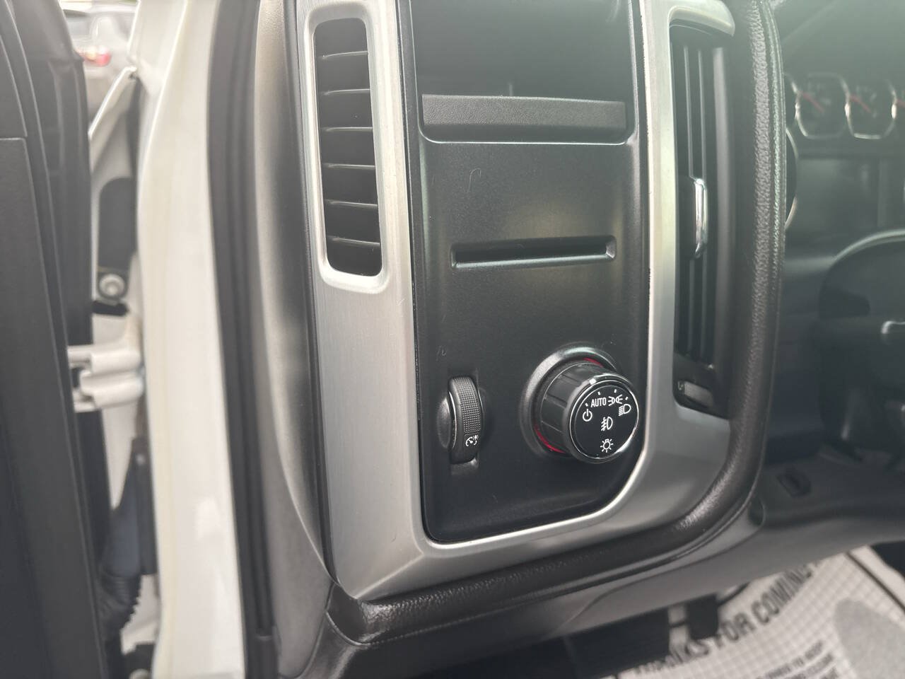 Used 2015 GMC Sierra 1500 SLT RWD image 12
