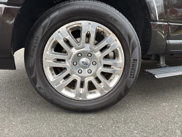 Used 2013 Ford Expedition Limited image 12