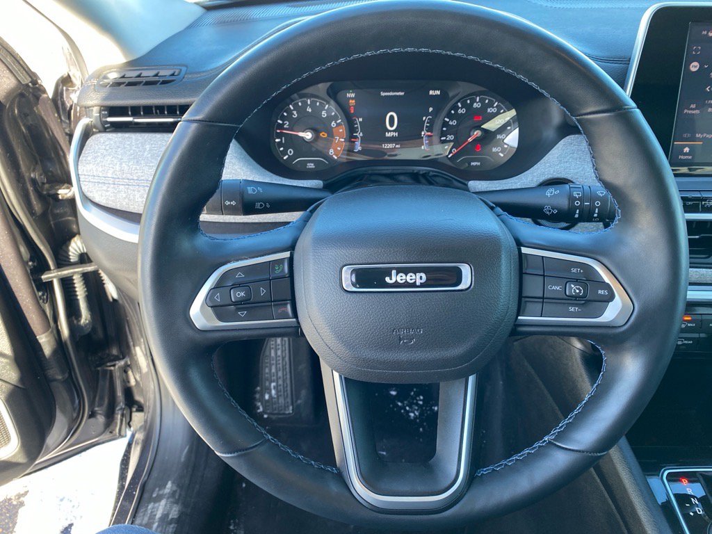 Used 2022 Jeep Compass Latitude w/ Convenience Group AWD/4WD image 10