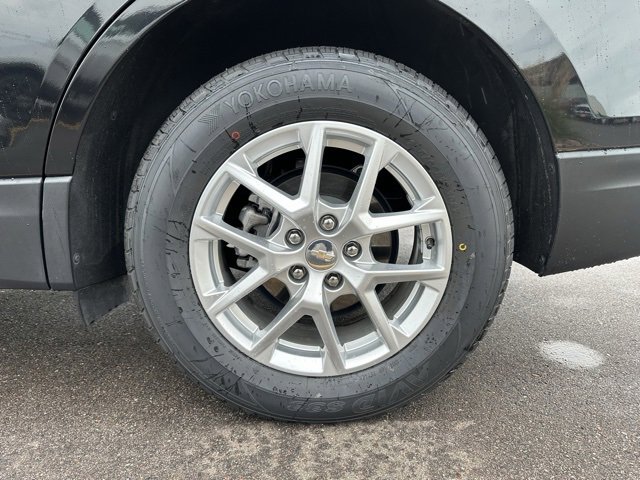 Used 2024 Chevrolet Equinox LT image 11