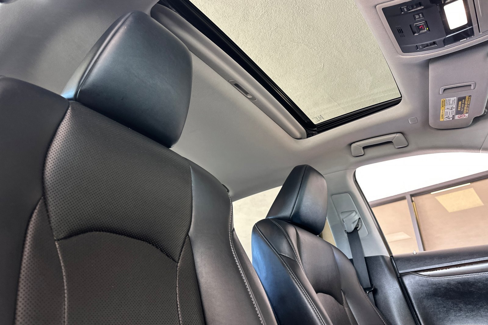 Used 2021 Lexus RX 450h AWD w/ Premium Package image 14