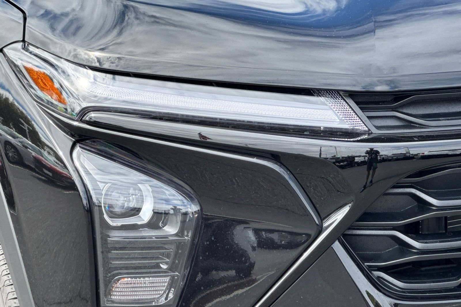 Used 2026 Chevrolet Trax LT w/ Midnight Edition FWD image 42