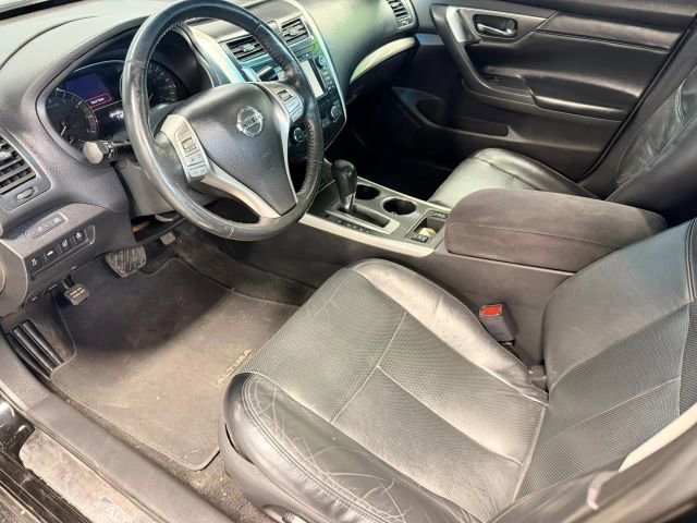 Used 2014 Nissan Altima 3.5 SL w/ Technology Package FWD image 7