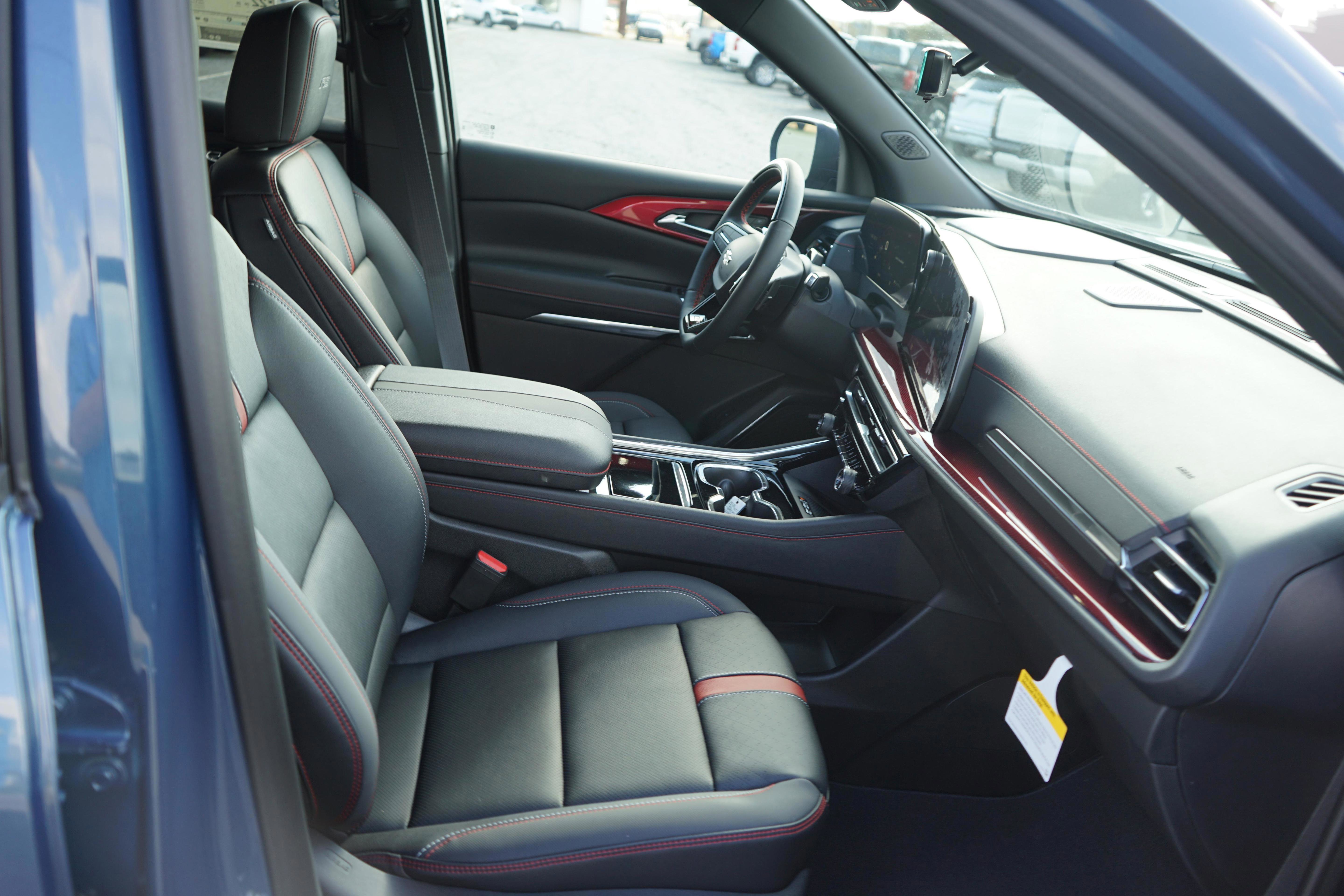 New 2026 Chevrolet Traverse RS image 26