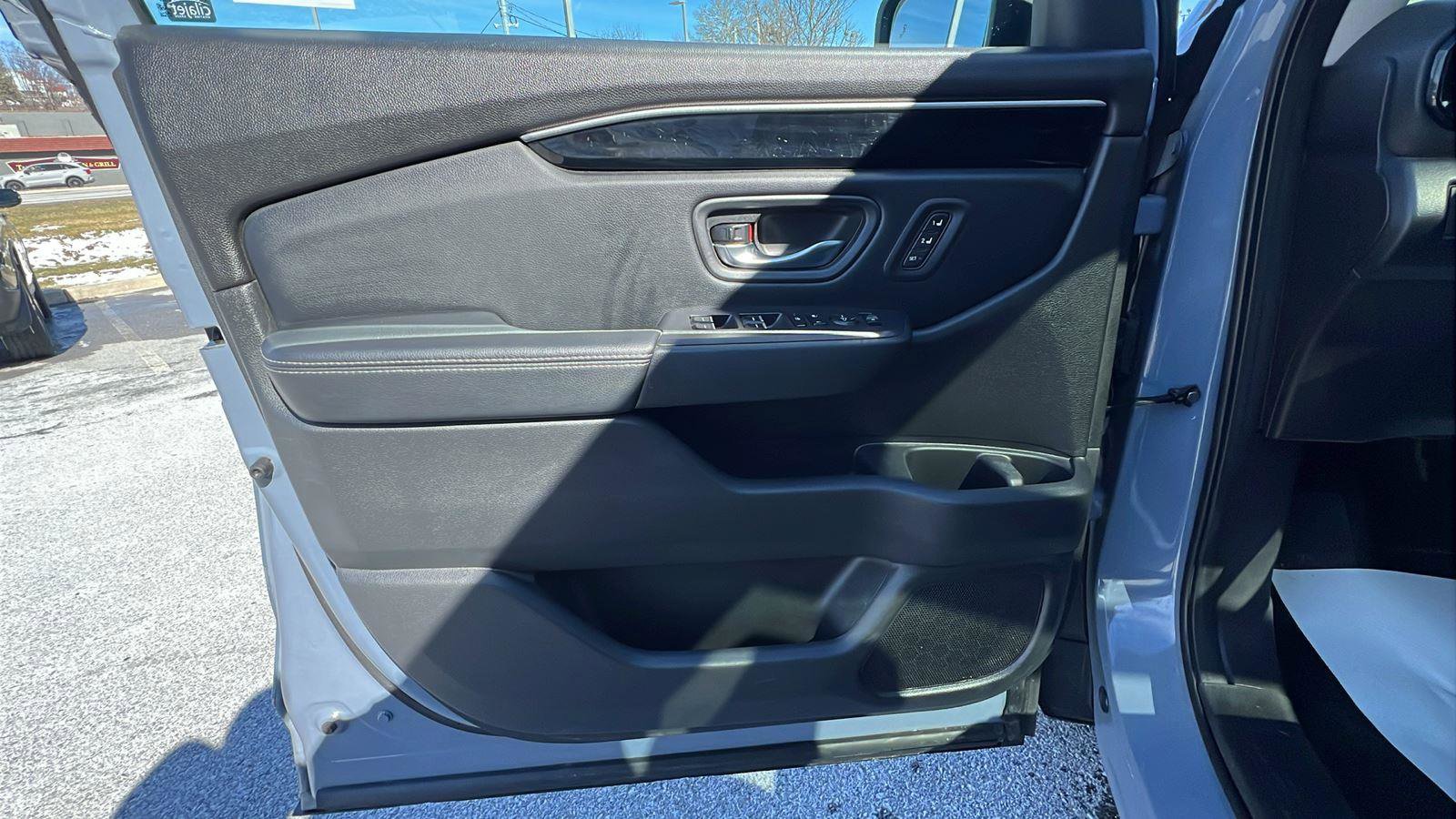 Used 2023 Honda Pilot Touring image 24