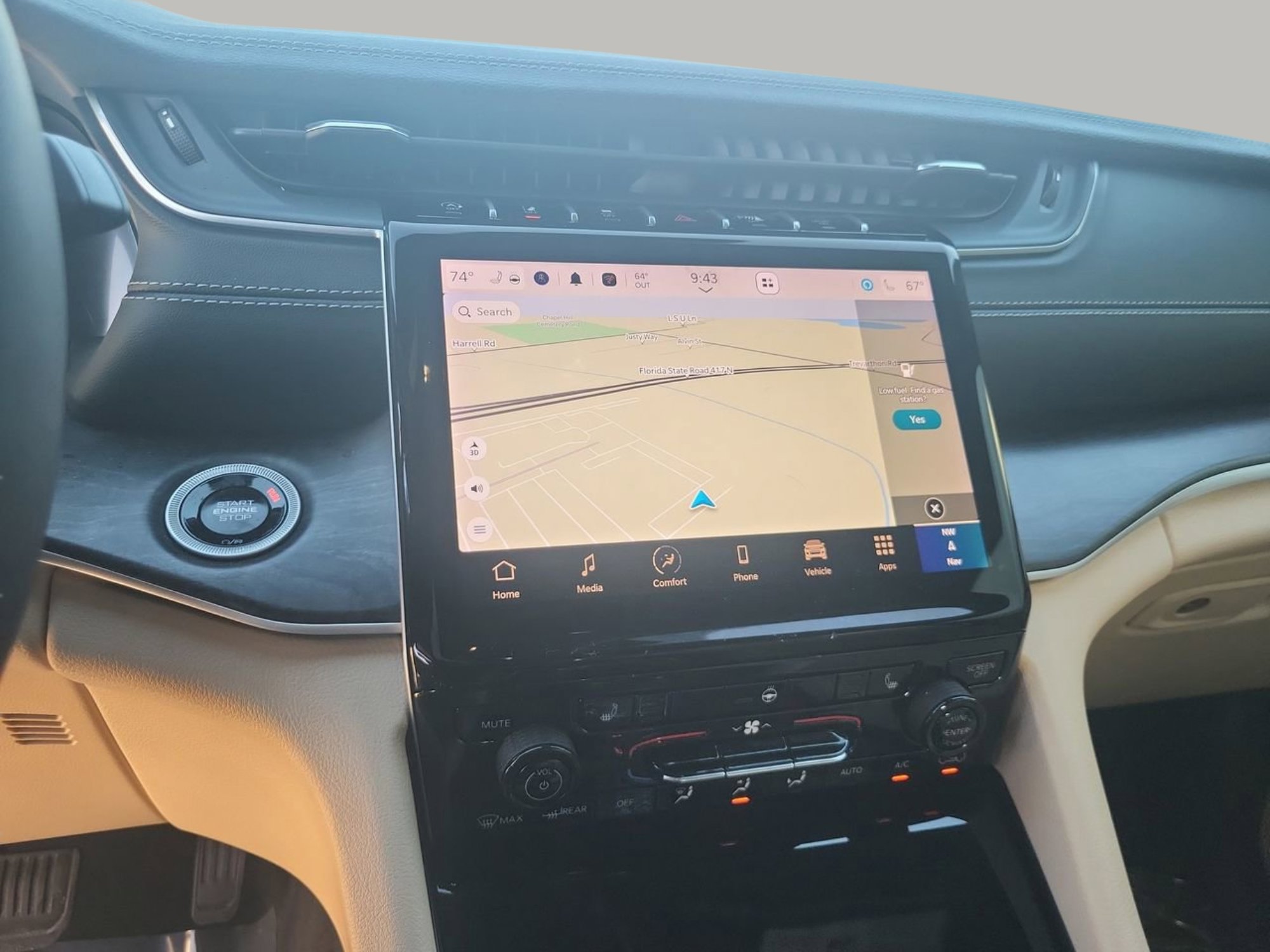 Used 2024 Jeep Grand Cherokee Limited image 20