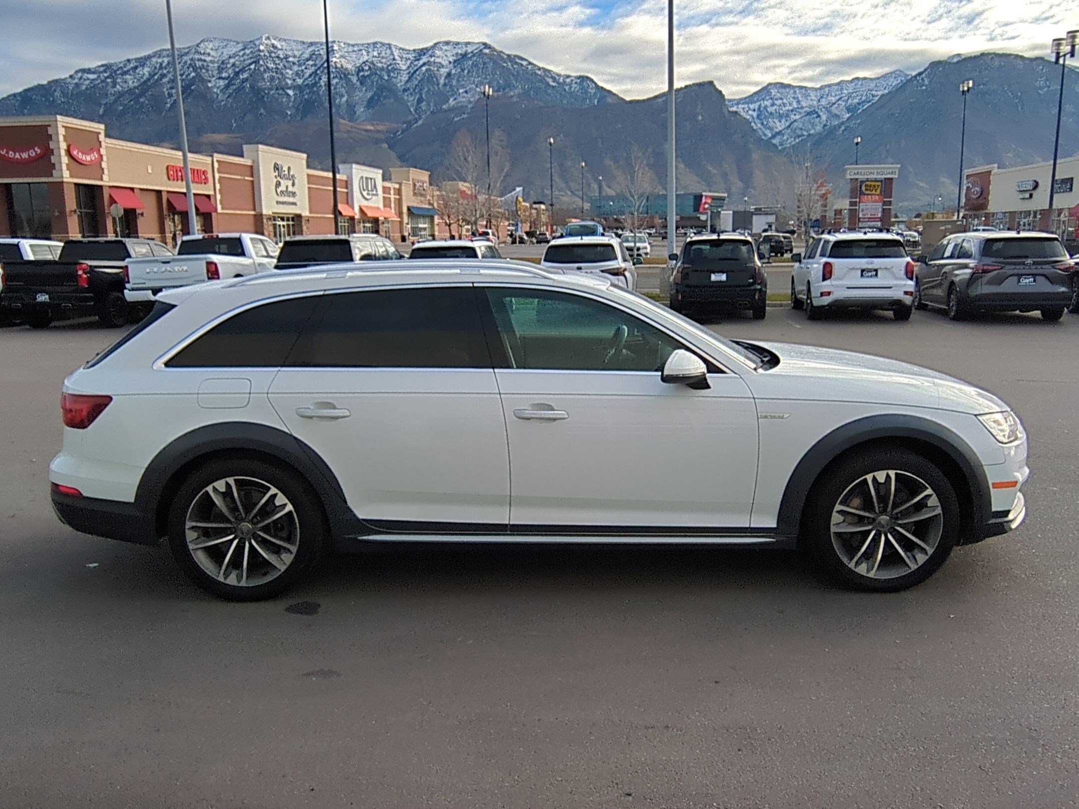 Used 2018 Audi A4 2.0T allroad Premium Plus image 2