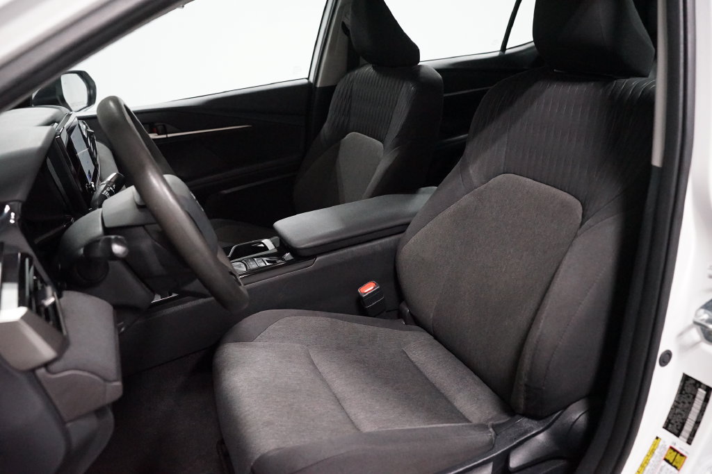 Certified 2025 Toyota Camry LE FWD image 27