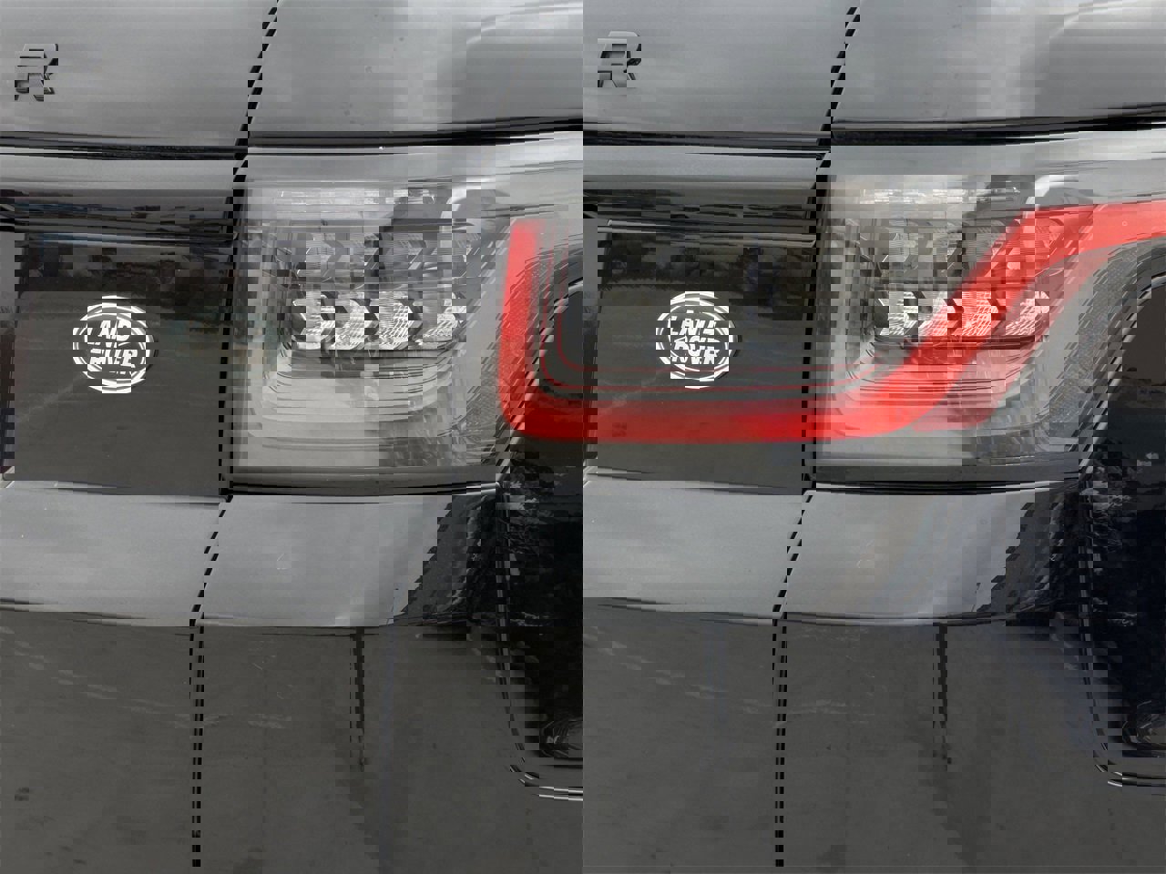 Used 2021 Land Rover Range Rover Sport HST image 7