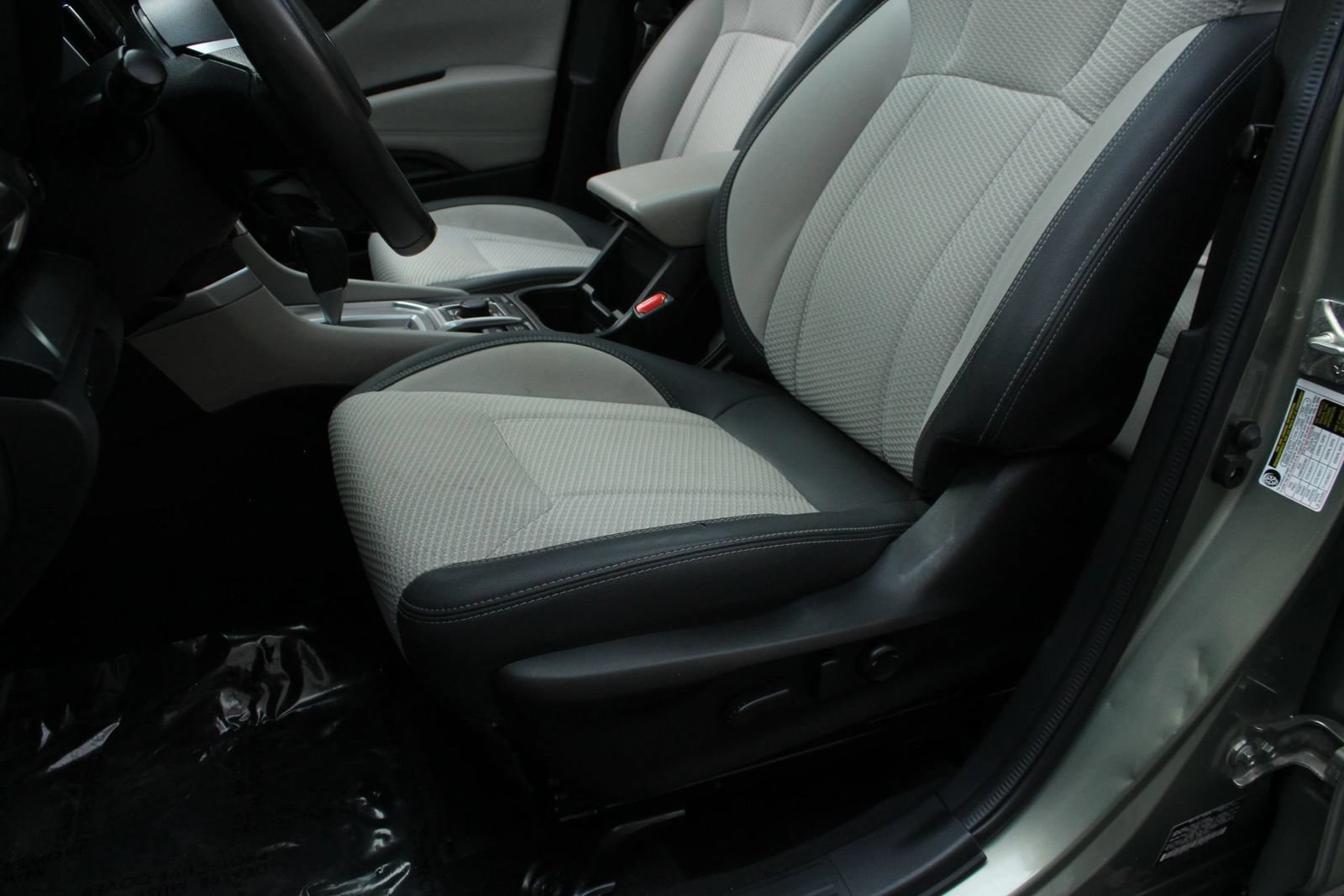 Used 2021 Subaru Forester Premium AWD/4WD image 17