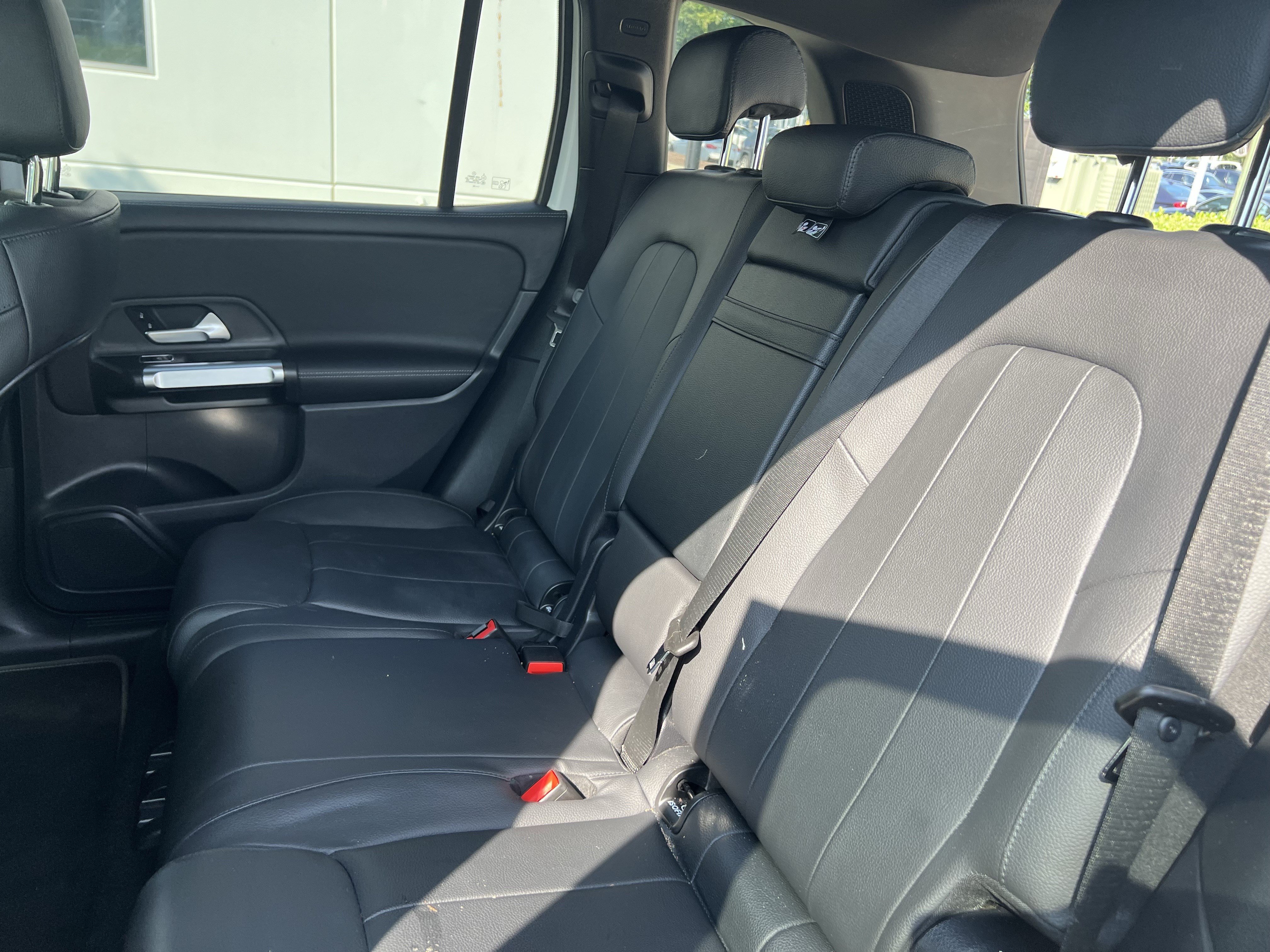 Certified 2022 Mercedes-Benz GLB 250 4MATIC image 34